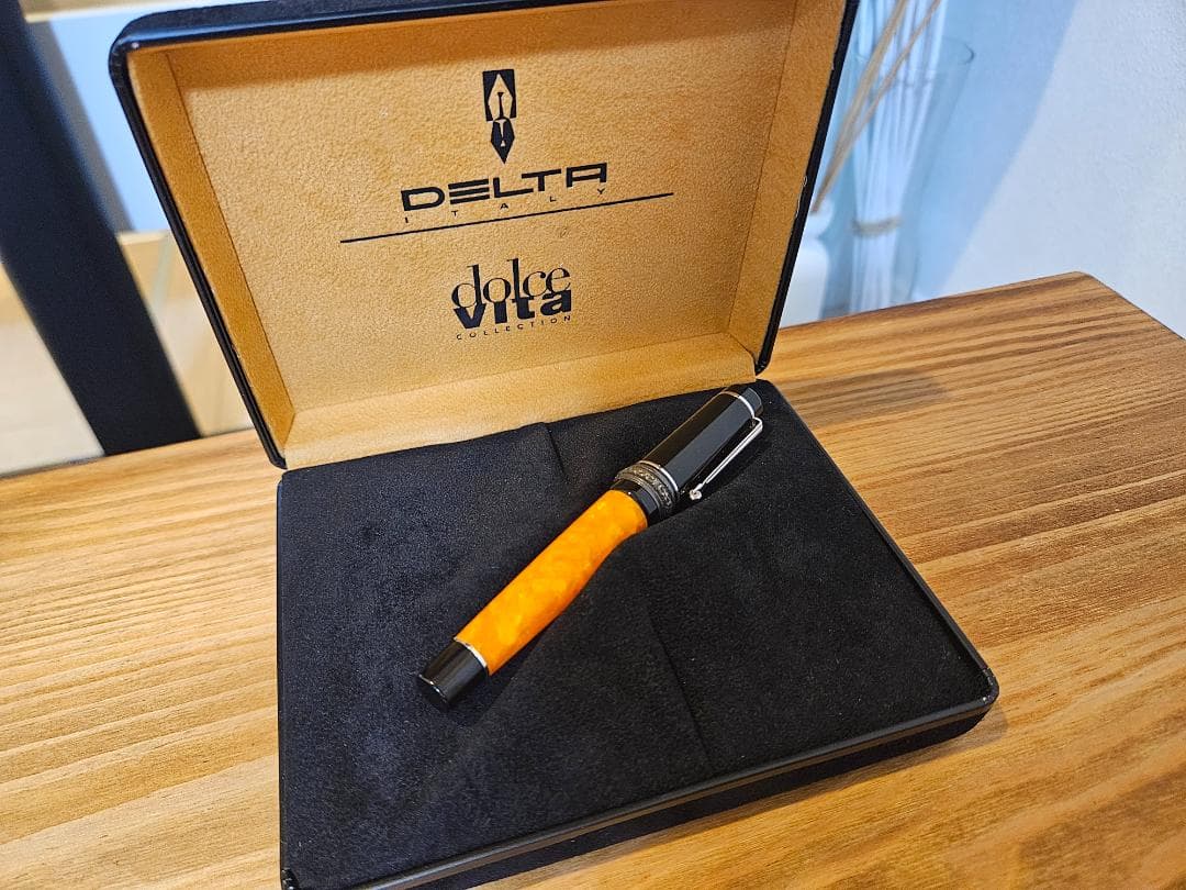 DELTA Dolce Vita mini 万年筆 オレンジ