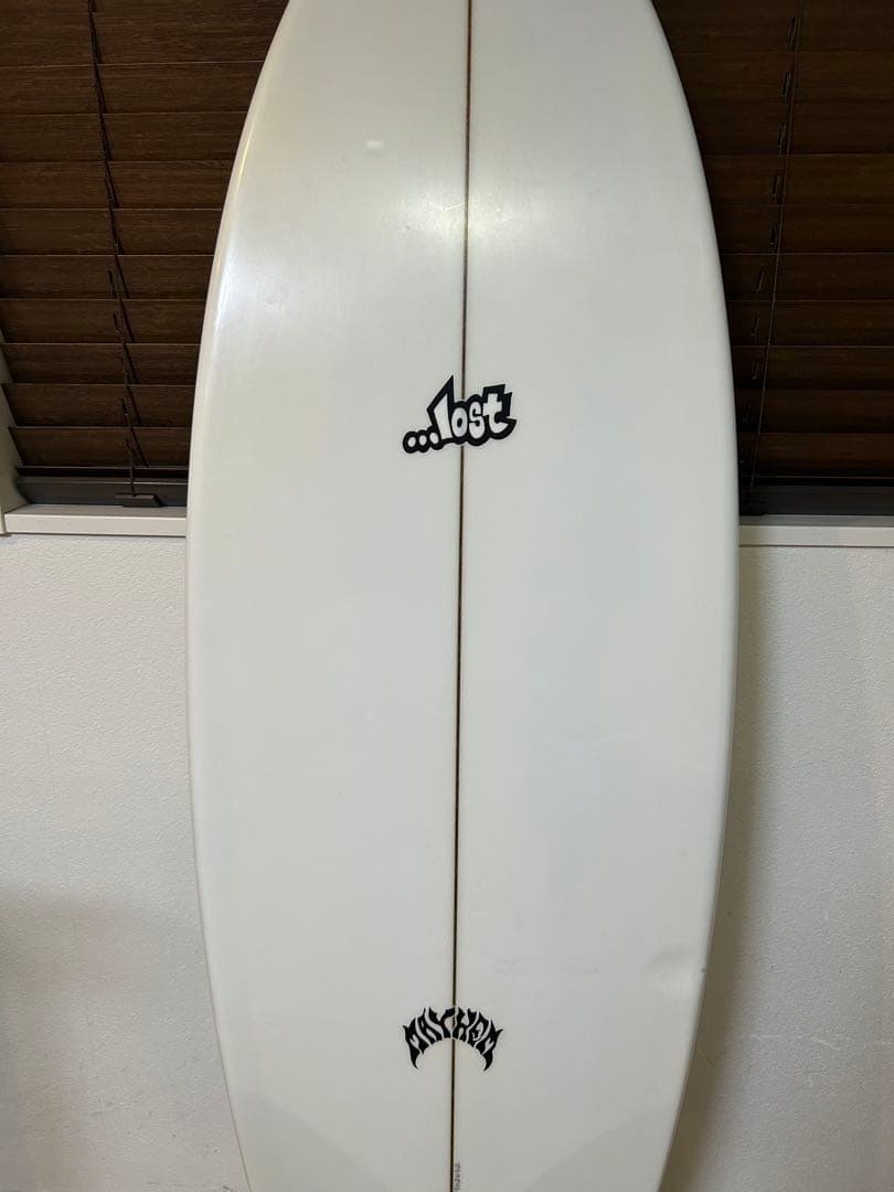 lost ショートボード ラウンドノーズフィッシュ　5,8 32リッター