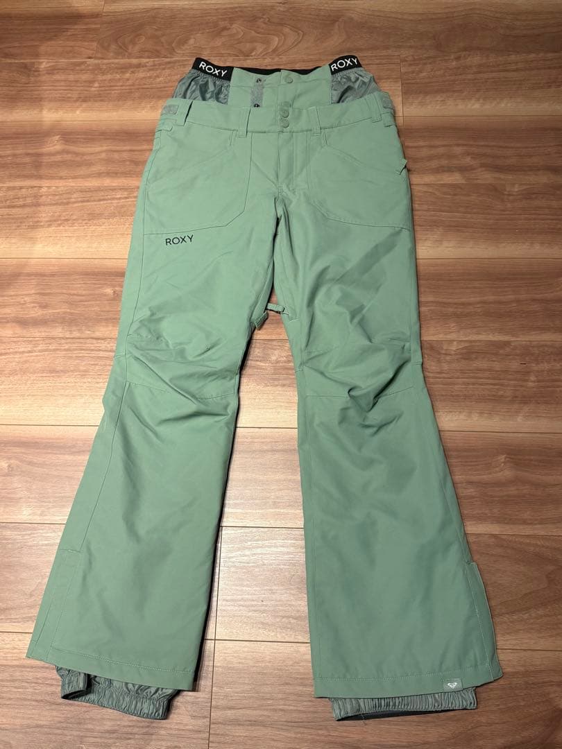 ROXY ウィンタースポーツ ジャケットとパンツセット