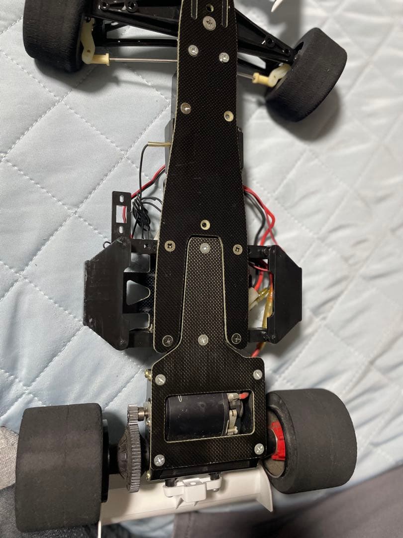 F1 ラジコン　f103 マクラーレン mp4/5B ボディ&シャーシ