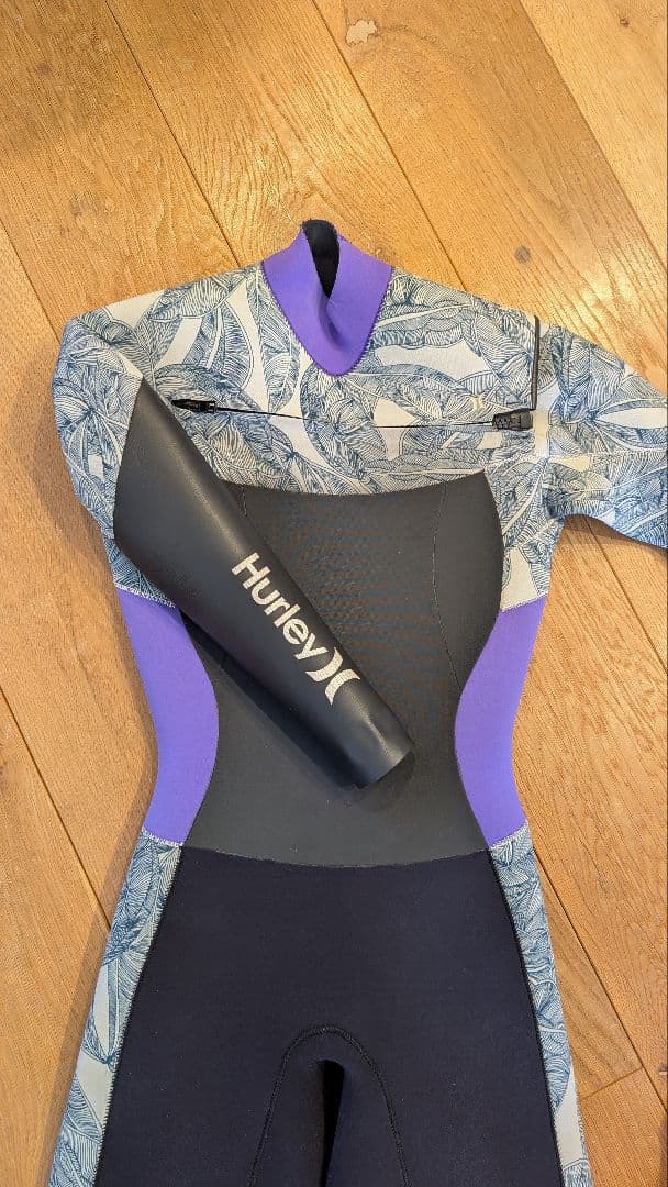 Hurley セミドライ 5/3mm レディース（SMサイズ程度）