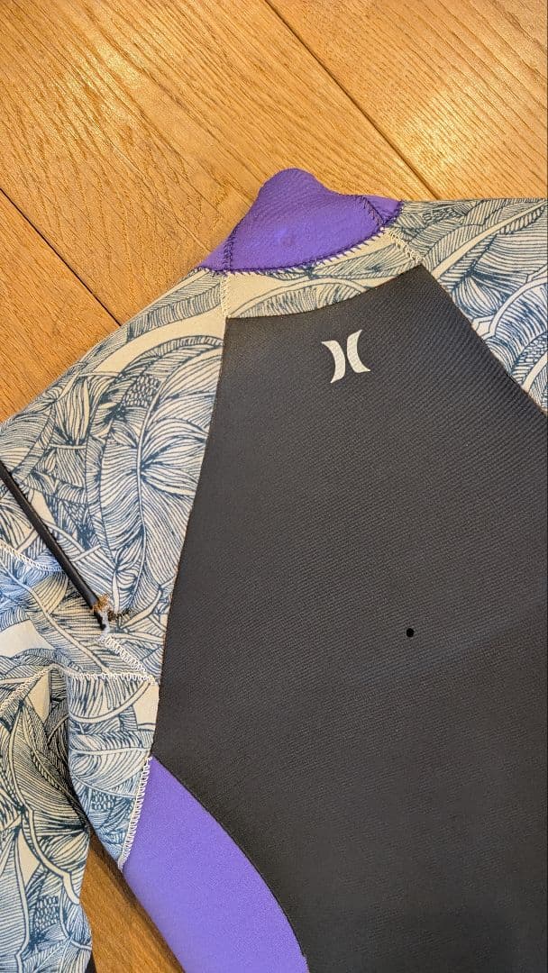 Hurley セミドライ 5/3mm レディース（SMサイズ程度）