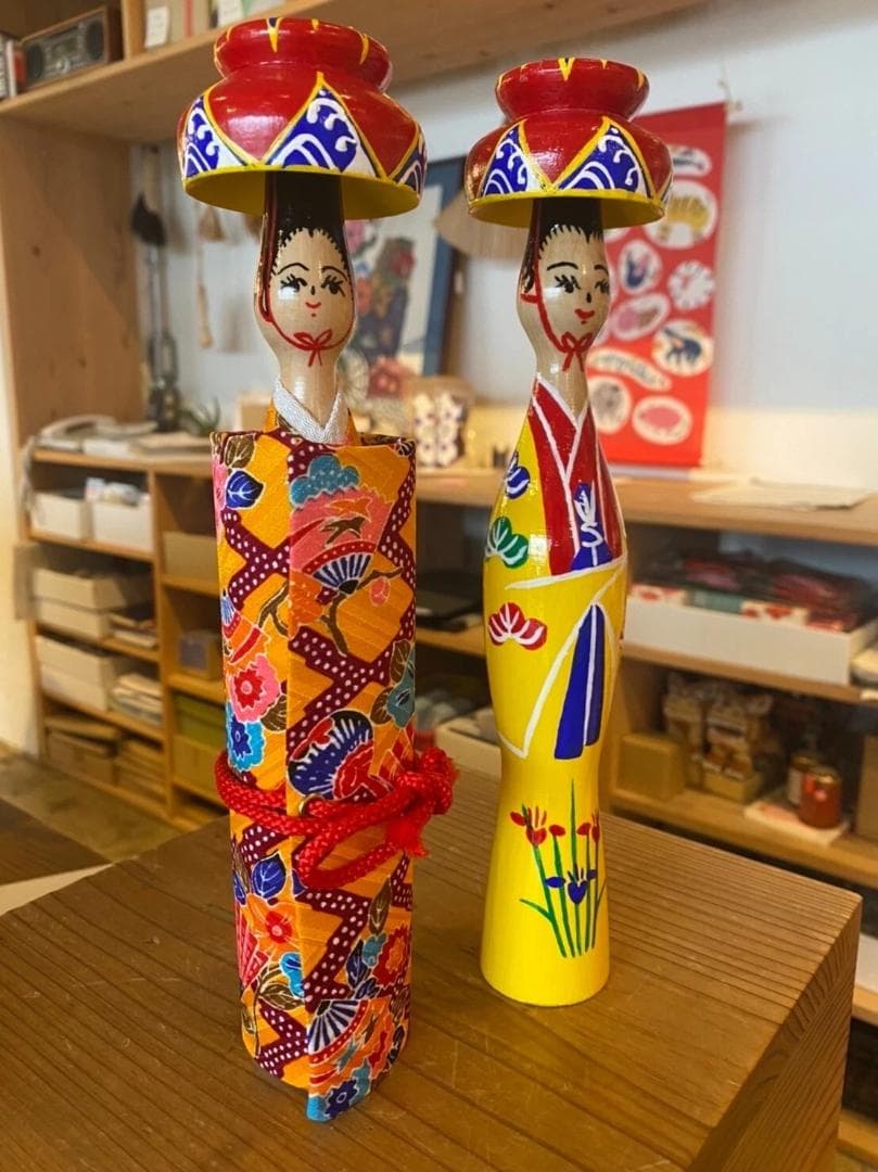沖縄 琉球 みやらびこけし セット　ハンドメイド伝統工芸品　琉装黄色　約27cm
