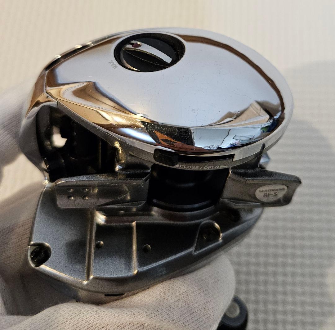 シマノ　19 アンタレス 右ハンドル ANTARES 18732