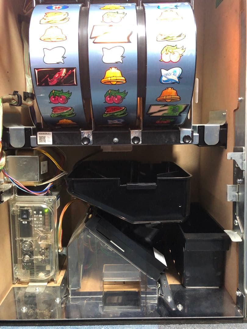 ⚠︎説明文必読⚠︎ パチスロ　エウレカセブン　パラダイス　実機+付属品(送料込)