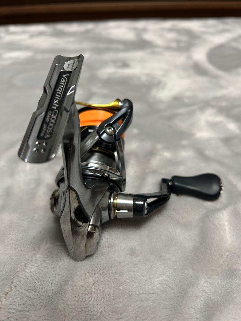 Shimano 16Vanquish C2000S スピニングリール
