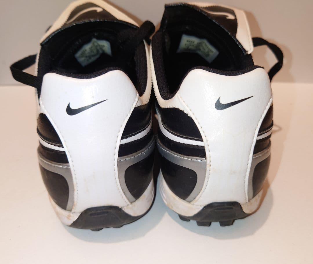 ★超美品★NIKE ティエンポ サッカーシューズ