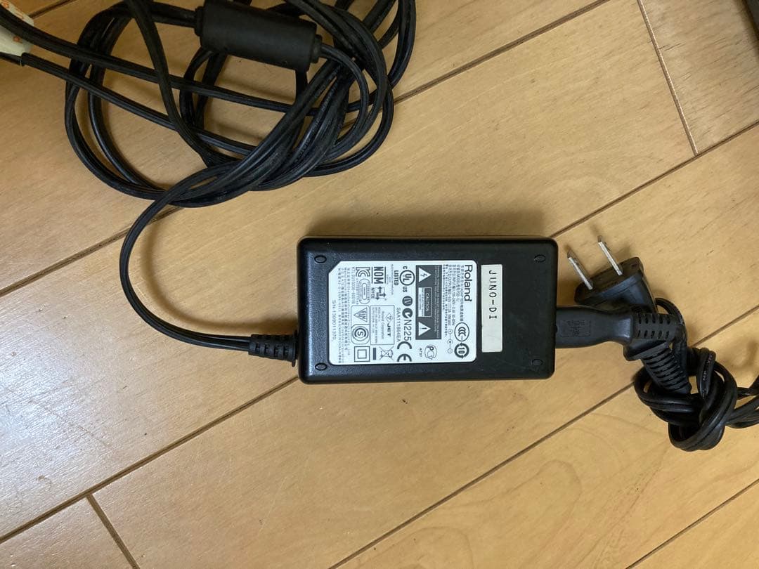 Roland JUNO-Di シンセサイザー　動作確認済み