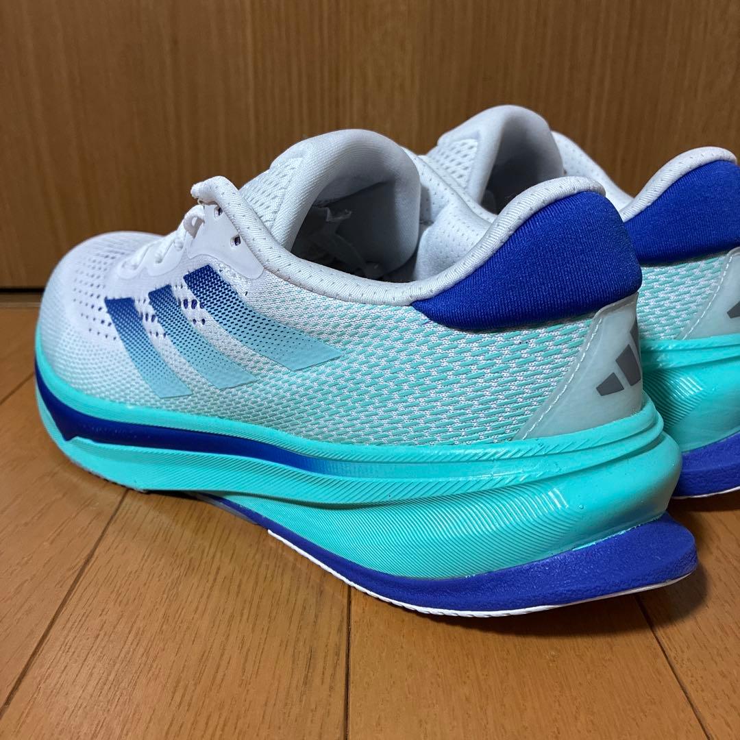 アディダス ランニングシューズ　スーパーノヴァ ライズ　ID3599【24.5】