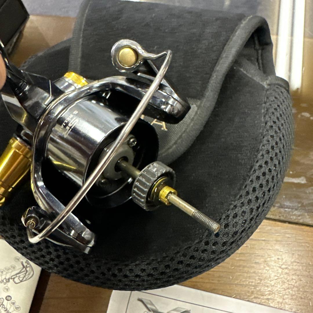 シマノ　10ステラ C3000HG ハンドル未使用