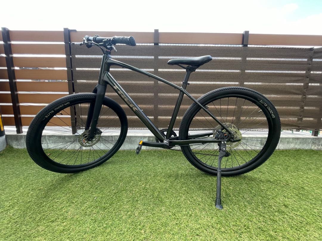 Trek クロスバイク Dual Sport 3【屋内保管.美品】