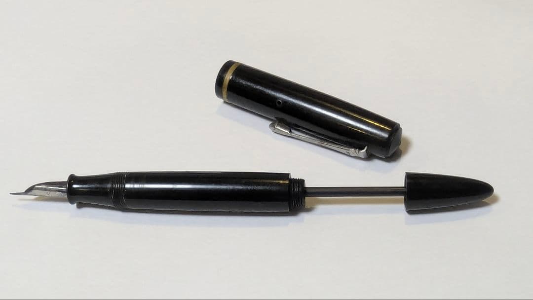 サンエス　万年筆　戦前もの　コレクターズアイテム　sss