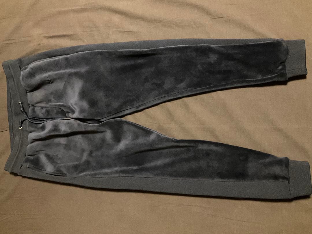 1PIU1UGUALE3 RELAX ベロア セットアップ