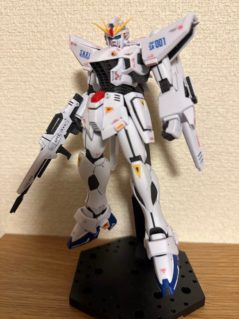 HGハシュマール（新品） & RG2体（ジャンク）& MG F91（作成済）