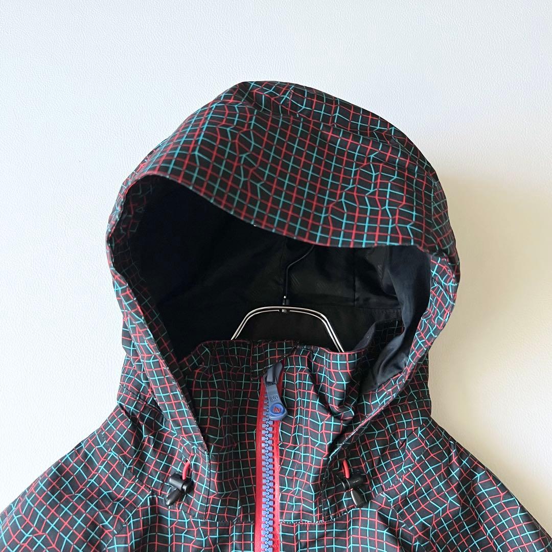 3285【美品】バートン　ジャケット ak ゴアテックス 2L STAGGER