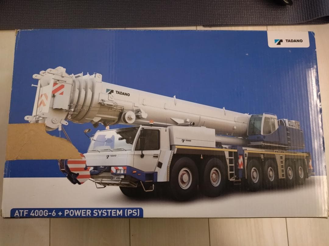 TADANO ATF 400G-6 クレーン模型