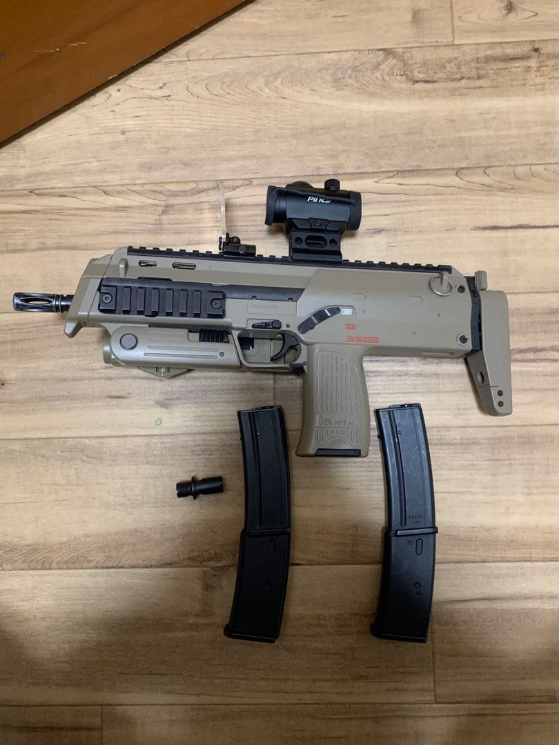 けんに〜 東京マルイMP7A1外部バッテリー多弾 マガジン２マガジンケース