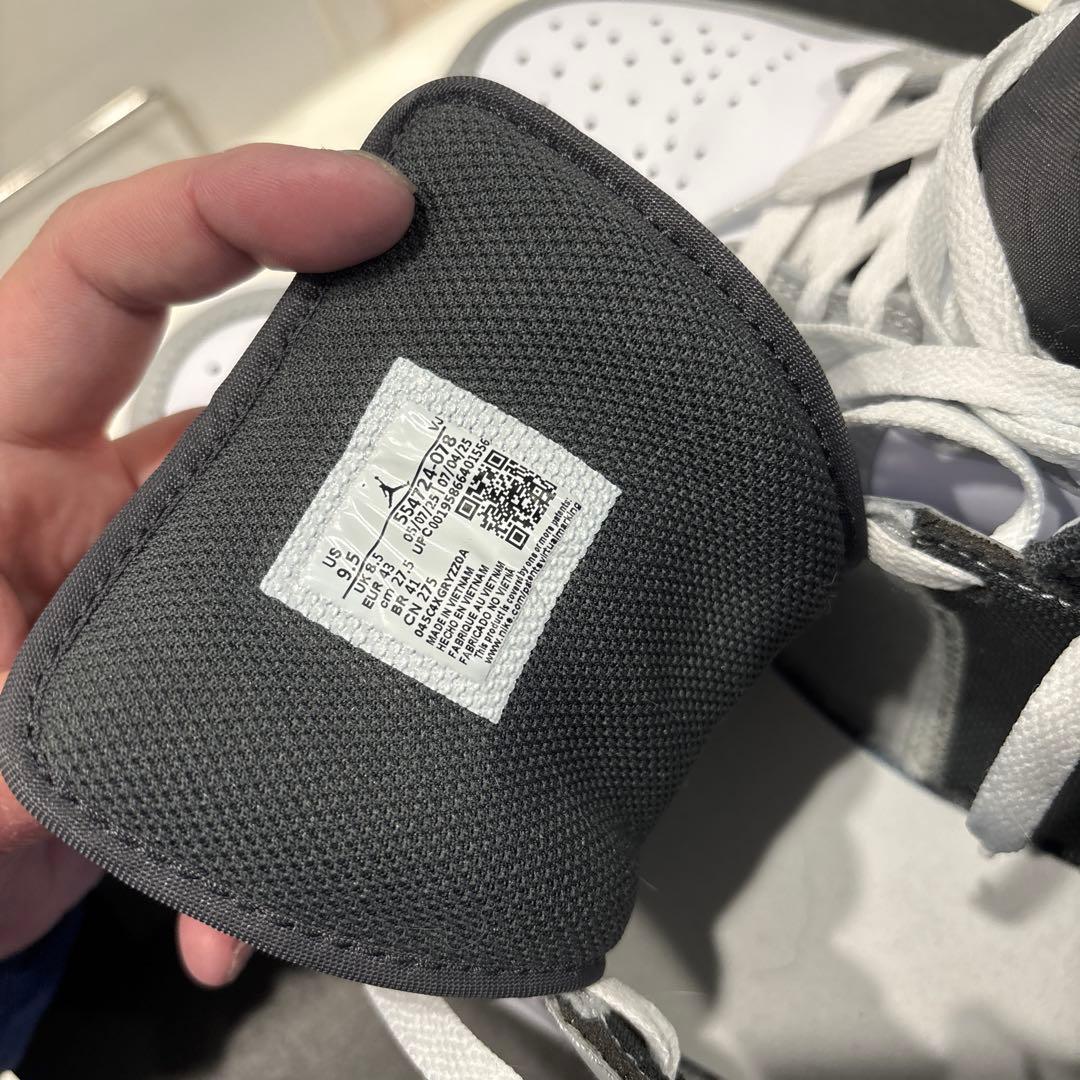 NIKE エアジョーダン1 mid 美品