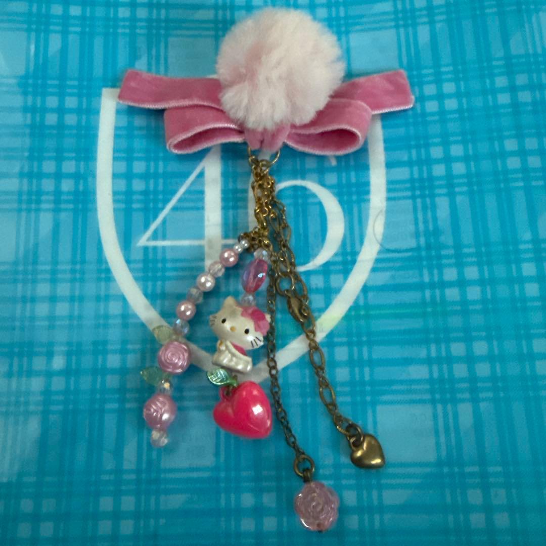 チャーミーキティ 薔薇ファーリボン バッグチャーム 雪の女王シリーズ2006年製