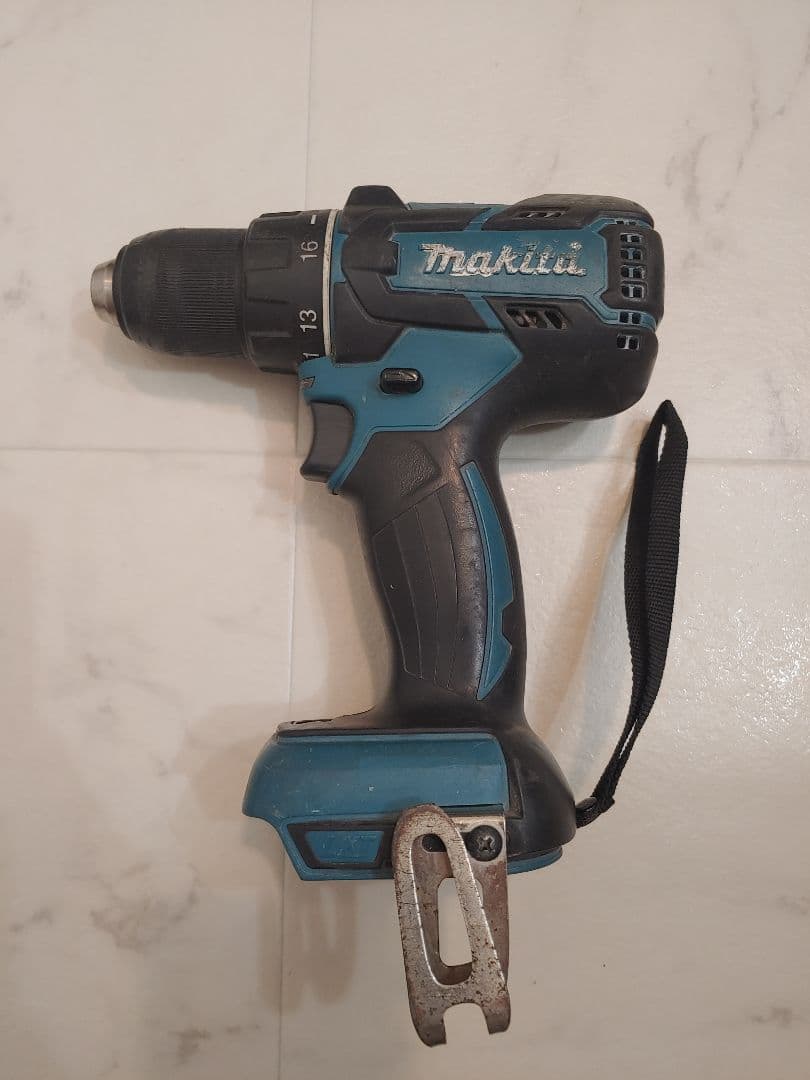 マキタ 充電式ドライバドリル　14.4V DF470D