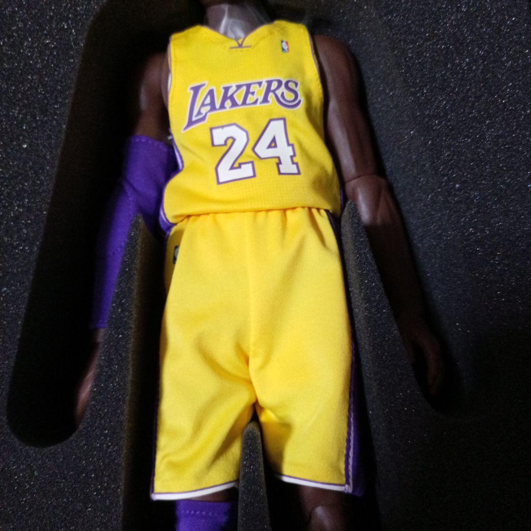 エンターベイ NBA コービー・ブライアント 1/6 ロサンゼルスレイカーズ24
