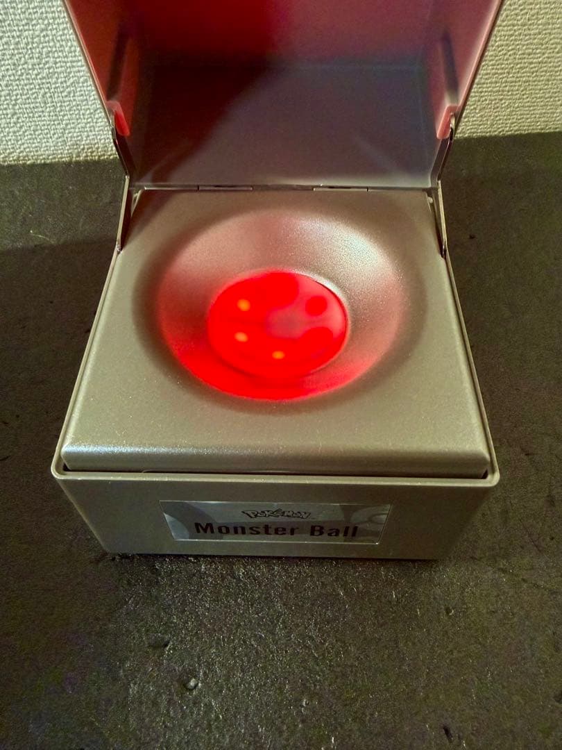 正規品　モンスターボール レプリカ ワンドカンパニー　ポケモン　フィギュア