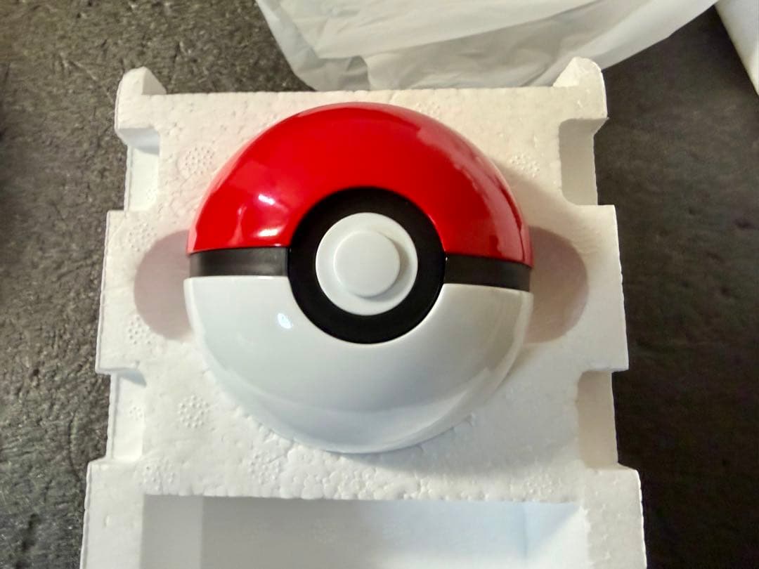 正規品　モンスターボール レプリカ ワンドカンパニー　ポケモン　フィギュア