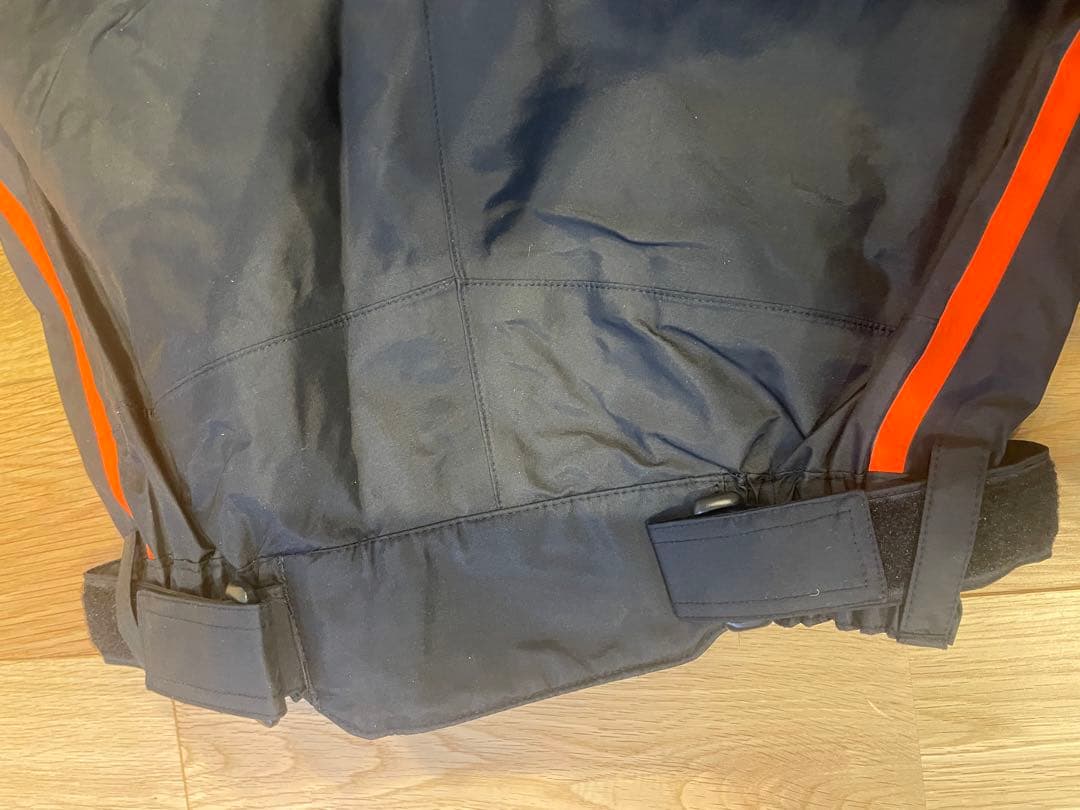 がまかつフィッシングスーツ(上下セット) 黒/オレンジ