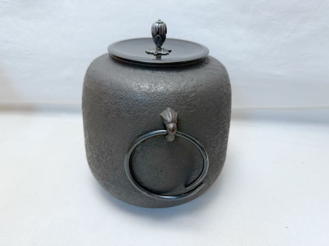 未使用 茶道具 釜師 大國藤兵衛造 銀摘み 蔦地紋 棗釜 鉄釜 共箱