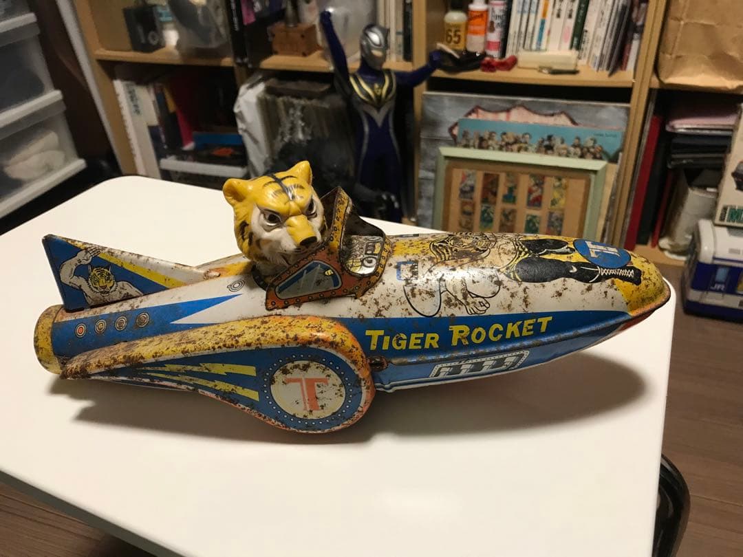 タイガーマスク、ブリキロケット当時ものです。