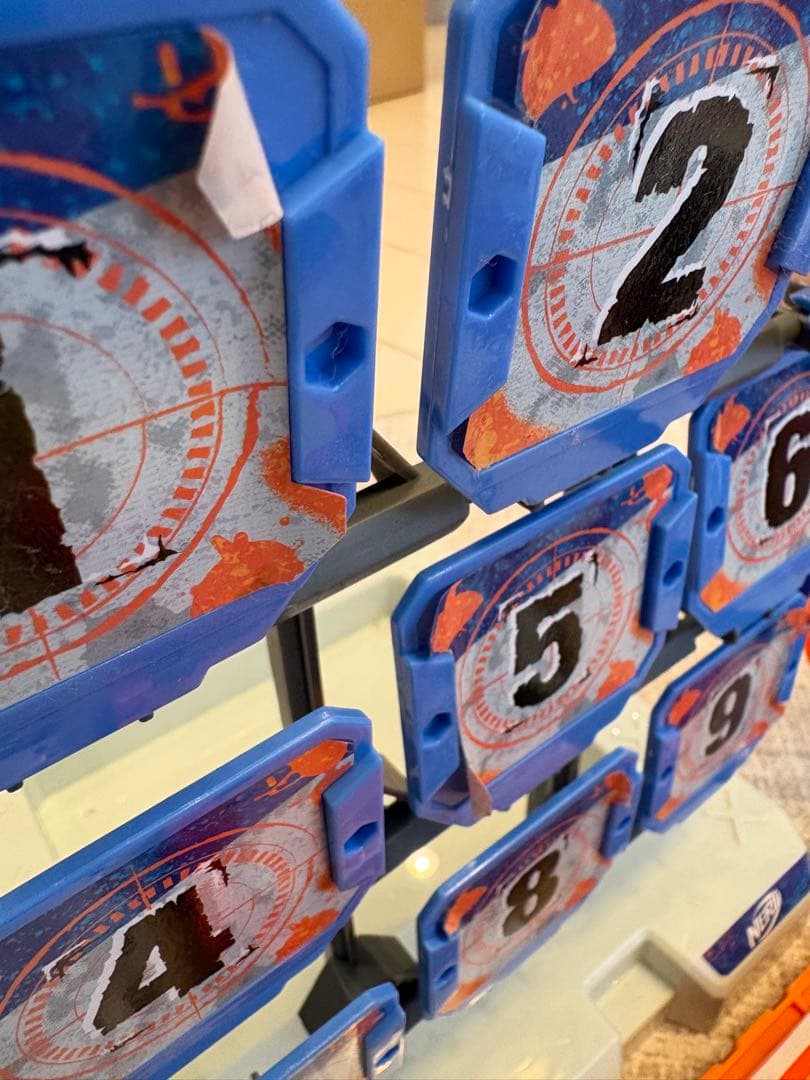 Nerf 5丁トイガンとおまけ。的などゲーム用具セット