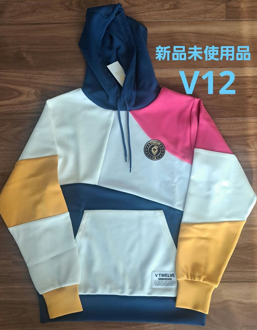 ☆新品未使用品☆V12☆メンズ☆ フード付きパーカー☆ゴルフウェア