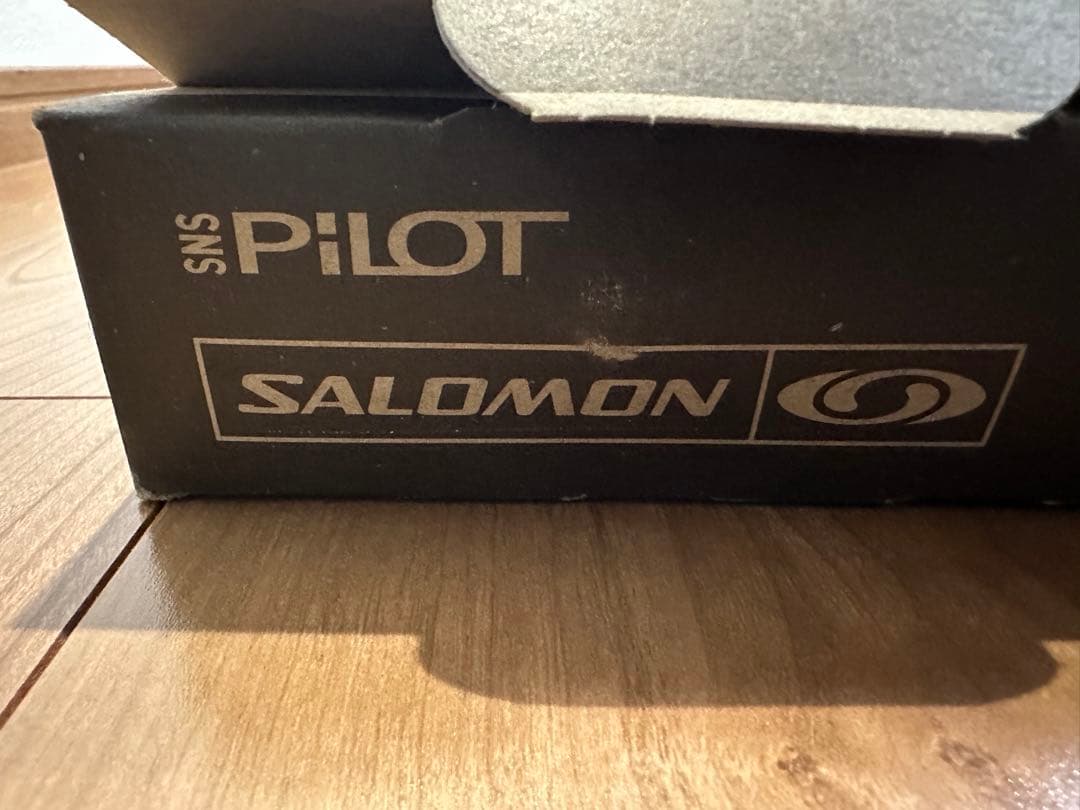 (今月末まで値下げ中) 未使用品　salomon sns サロモン