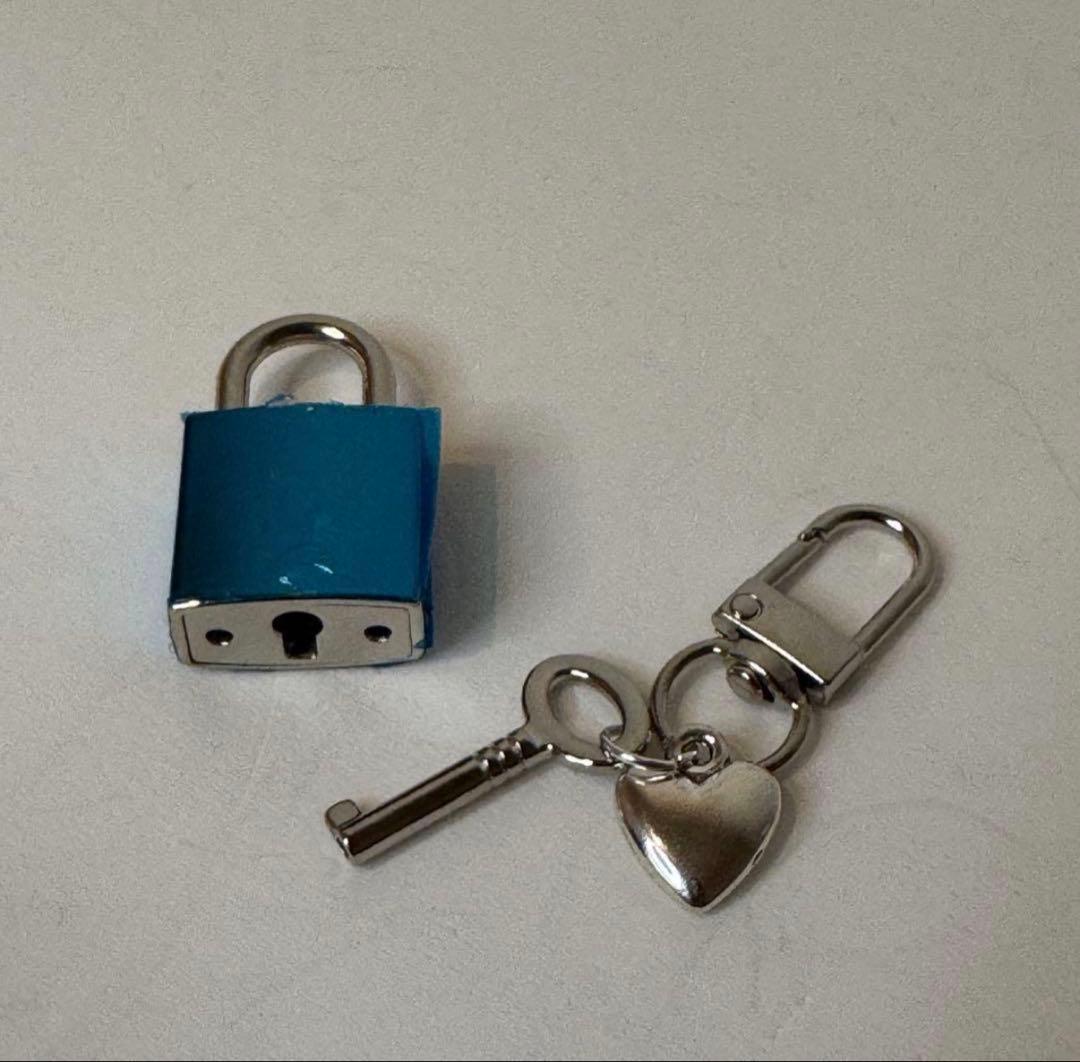 26days saving スクエア　BOX 錠付き　韓国　貯金