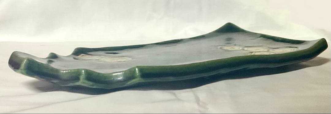 織部　羽子板型　大皿　陶器　美濃焼　亀甲文　正月