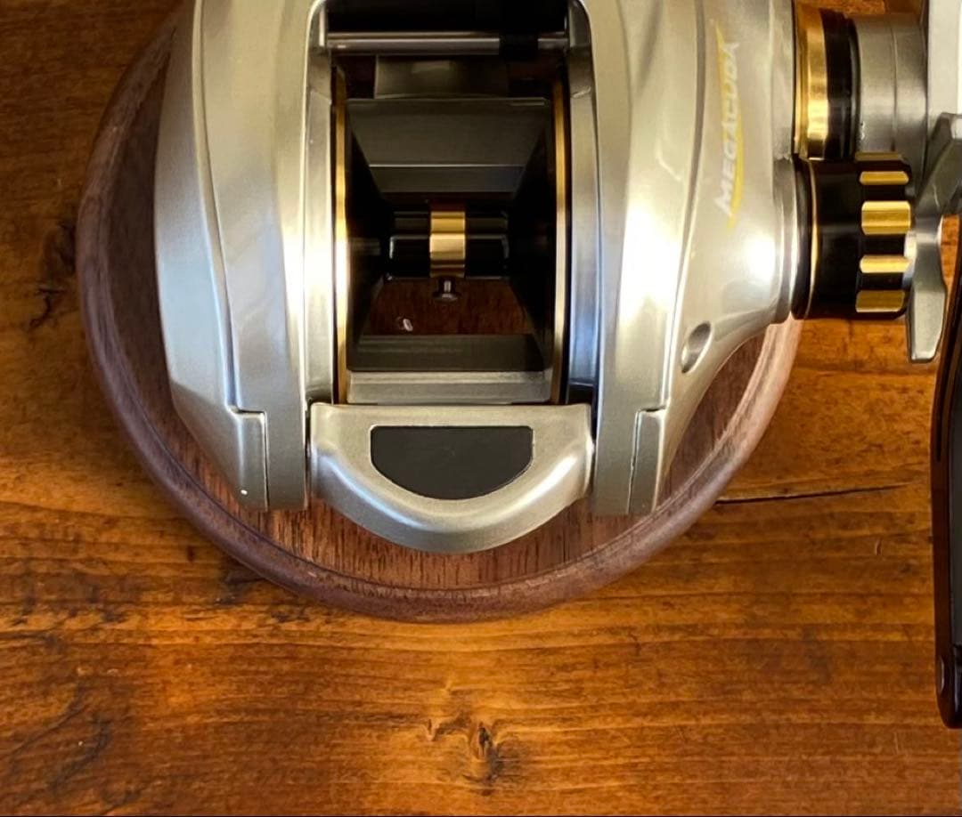 ジギングリール　右ハンドル　アルミボディ　最大ドラグ15kg 船釣り　海釣り