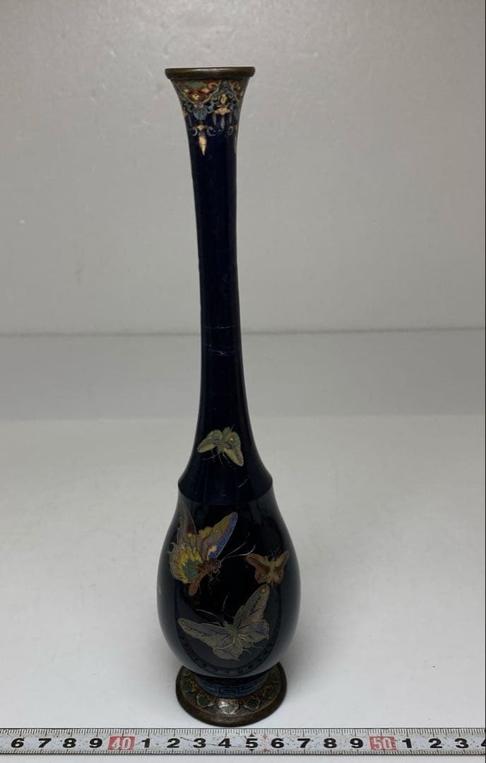 明治期　尾張七宝　最上手　蝶文　花瓶　高さ約24.2㎝　東さ7-0208☆2F