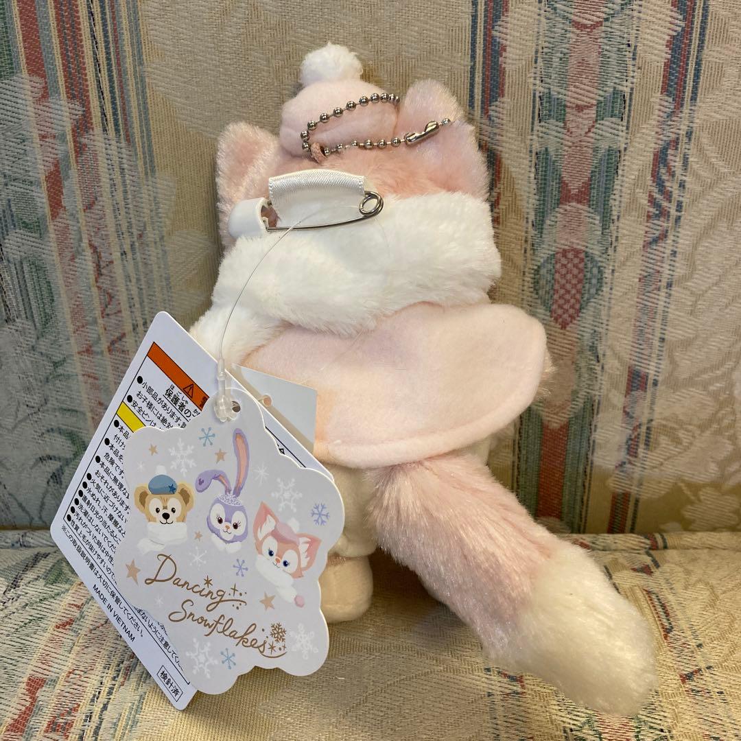 ディズニーダンシングスノーフレークス♡リーナベルぬいぐるみ♡バッジ【タグ付き】