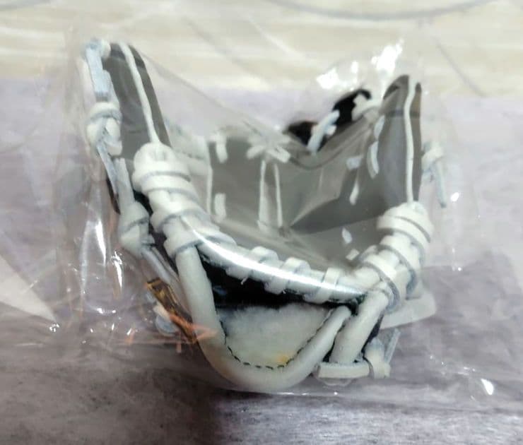 読売ジャイアンツ吉川尚輝2025誕生祭ミニチュアグロ―ブ限定500個