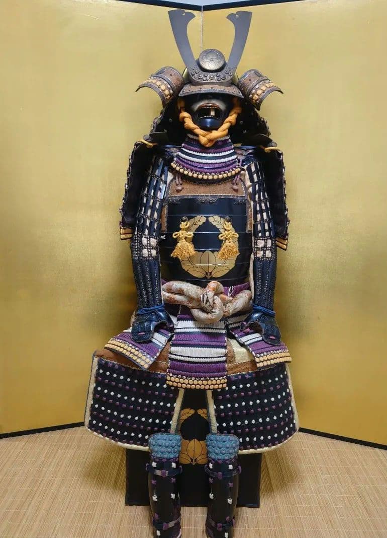 ★送料無料☆紫白糸威大袖黒二枚胴具足☆等身大鎧一領☆甲冑★