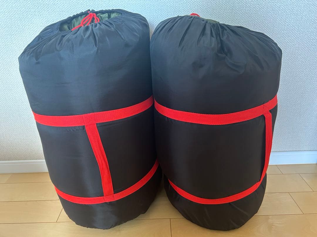 Coleman寝袋二人用　２個セット