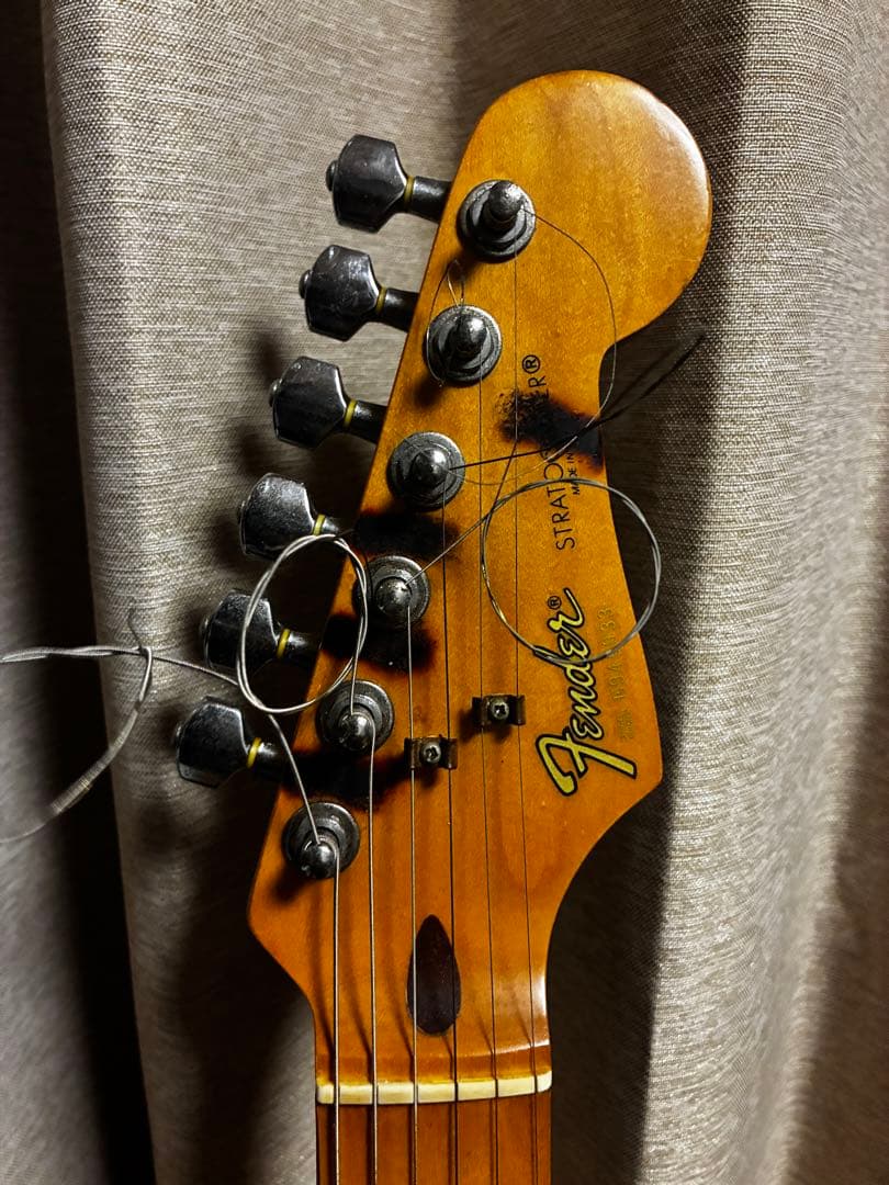 Fender Japan ストラト Van Halen レリック加工