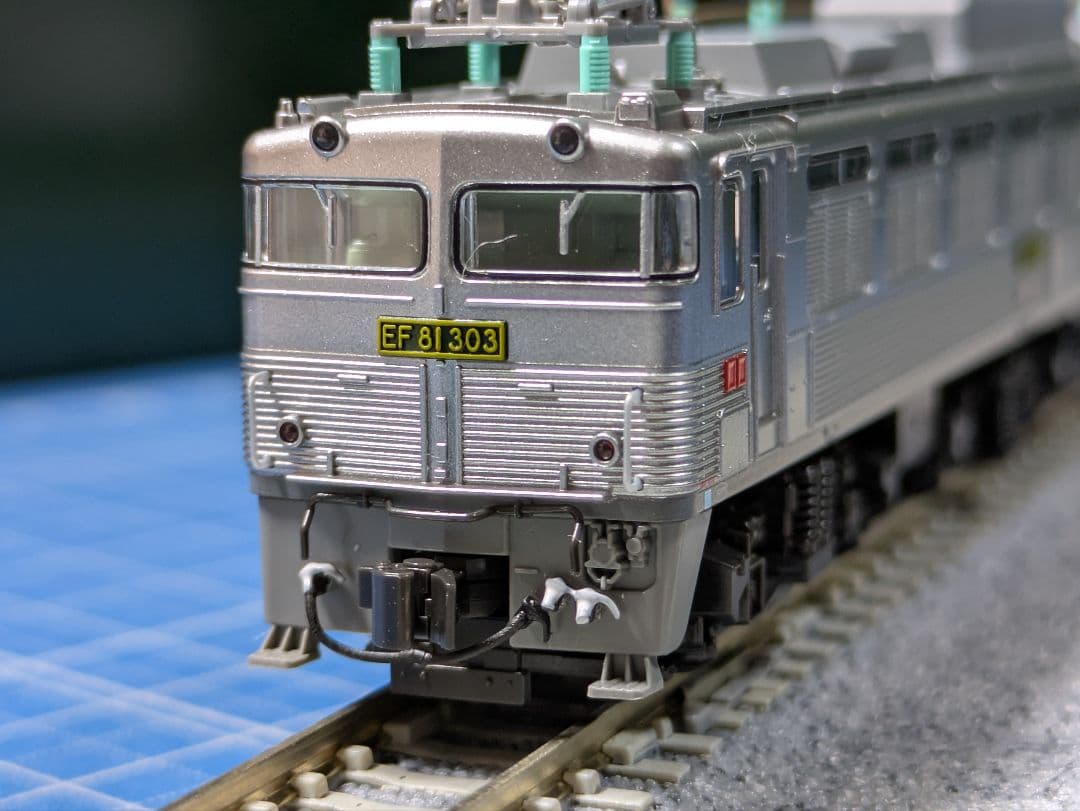 EF81 300 JR貨物更新車（銀）KATO