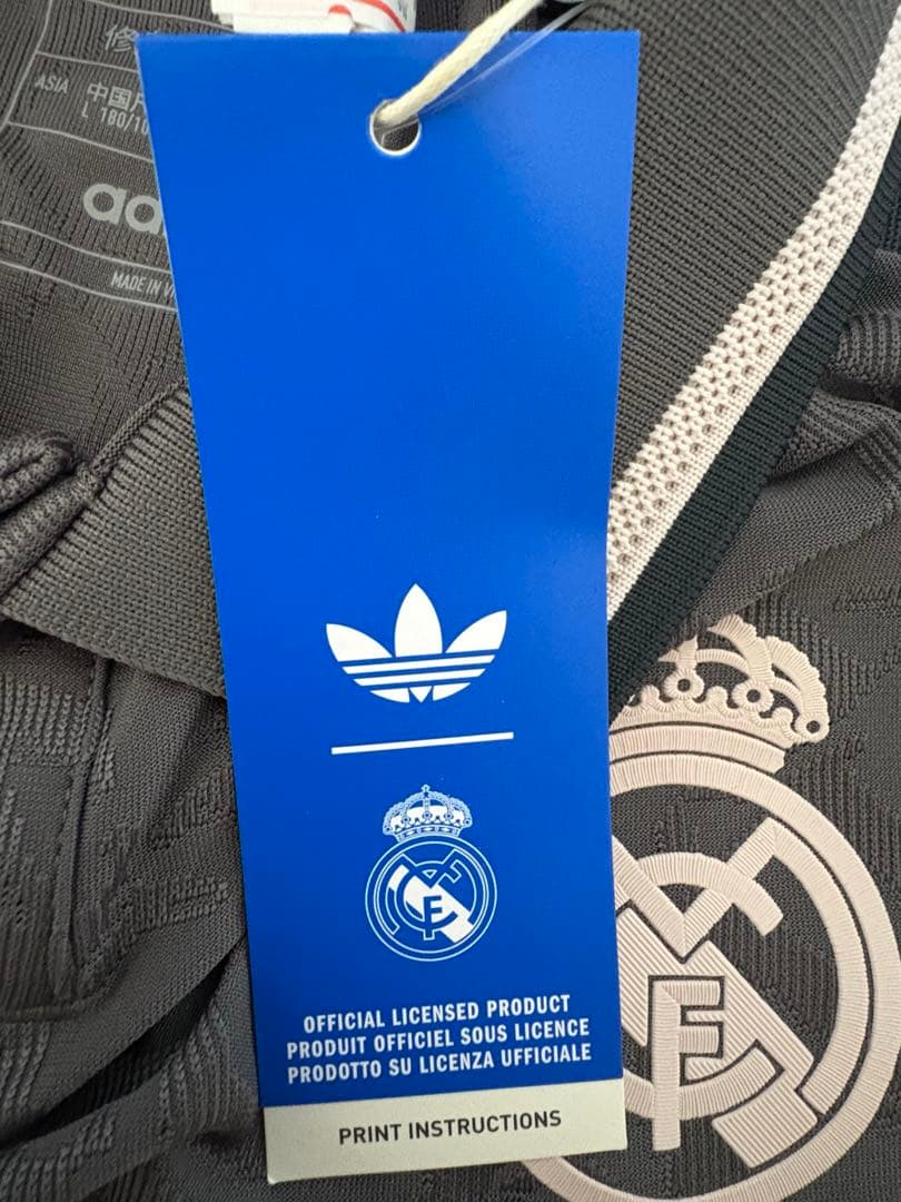 【正規品】レアルマドリード　ユニフォーム　無記名