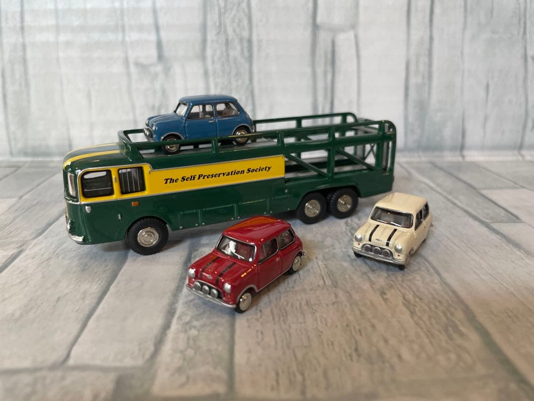 プレミアムクラシックス　ミニトランスポーター　ミニ3台付