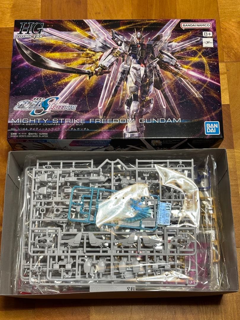 機動戦士ガンダムSEED ガンプラ8点セット DESTINY FREEDOM