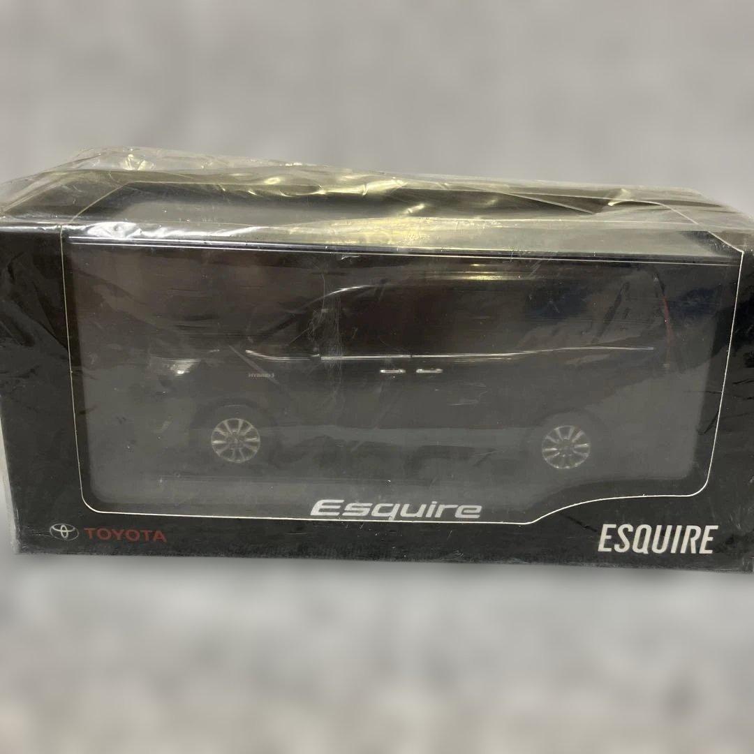 新品エスクァイア　ミニカー④220スパークリングブラックパールクリスタルシャイン