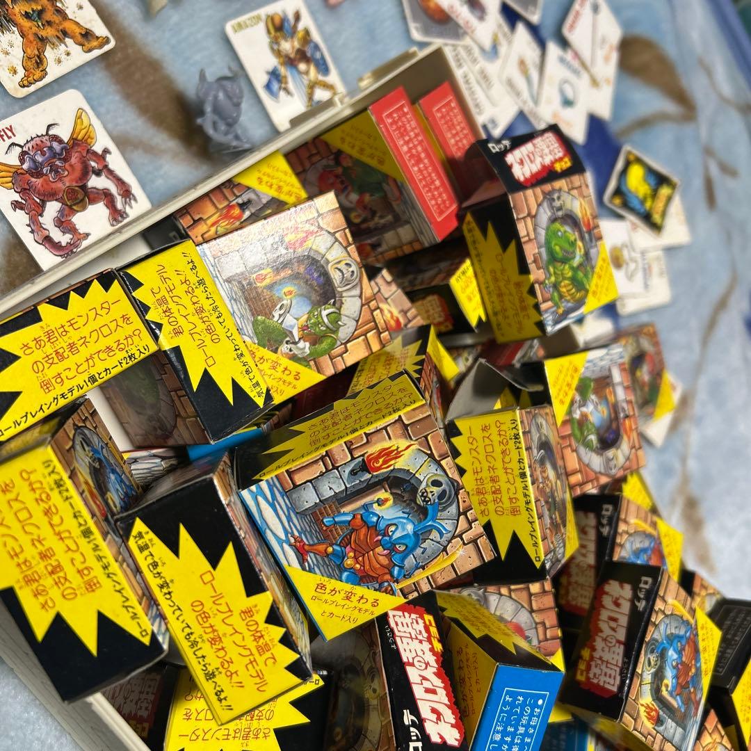 ネクロスの要塞チョコ　ロッテ