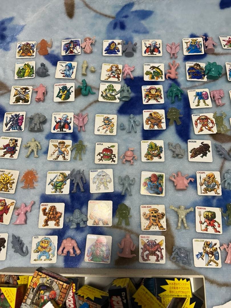 ネクロスの要塞チョコ　ロッテ