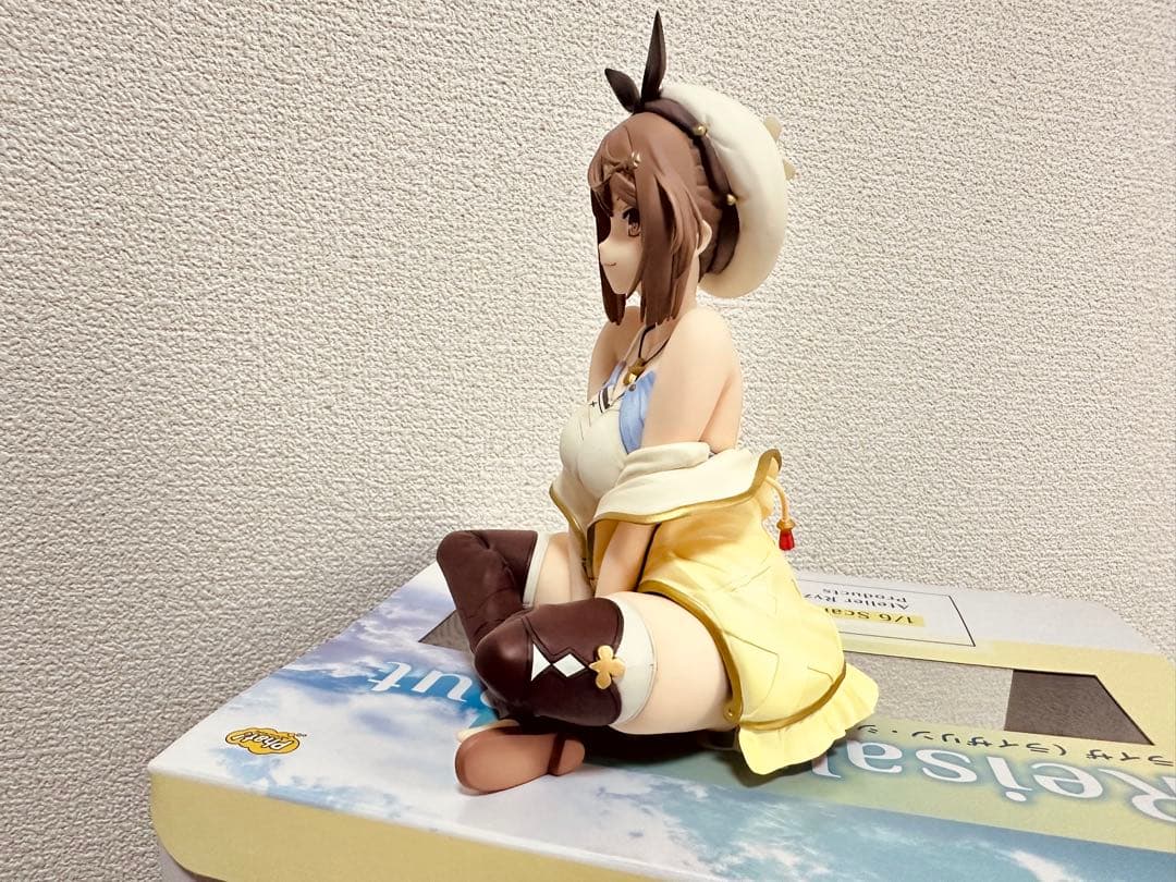 ファット　ライザのアトリエ　常闇の女王と秘密の隠れ家　1/6 フィギュア